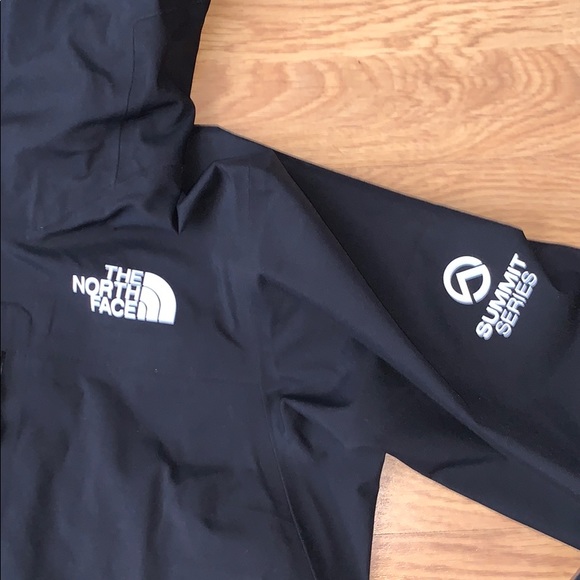 NWT The North Face Summit L5 FUTURELIGHT Jacket - Picture 5 of 16